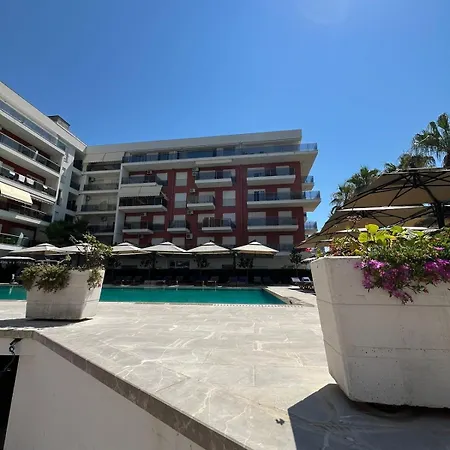 Neli Appartement Shëngjin